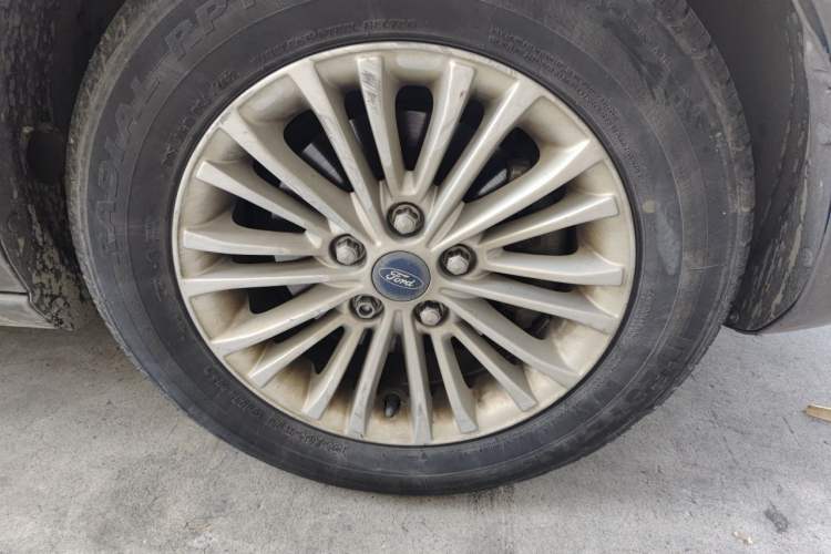 Used Ford Escort 2015 1.5L Automatic Comfort Edition Exterior 7