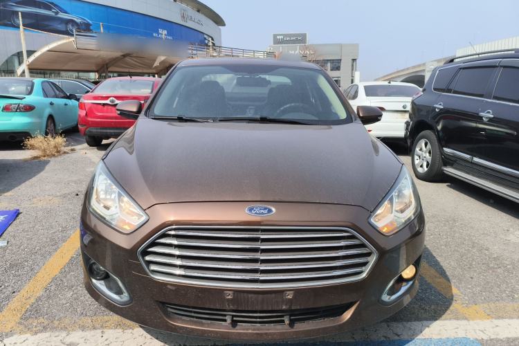 Used Ford Escort 2015 1.5L Automatic Fashion Model Front