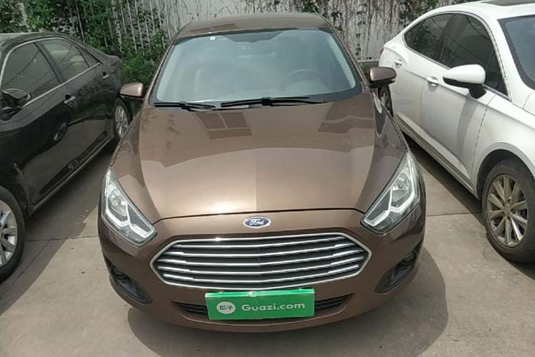 Used Ford Escort 2015 1.5L Automatic Comfort Edition Front