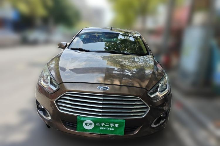 Used Ford Escort 2015 1.5L Automatic Fashion Model Front
