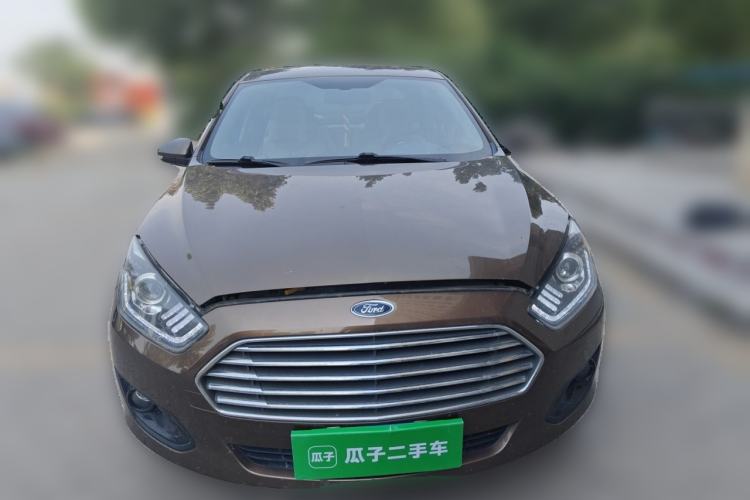 Used Ford Escort 2015 1.5L Manual Comfort Model Front