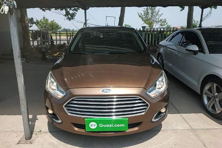 Used Ford Escort 2015 1.5L Automatic Fashion Model Front