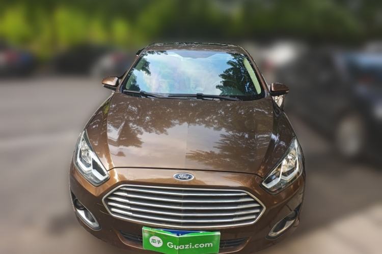 Used Ford Escort 2015 1.5L Automatic Fashion Model Front
