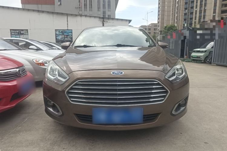 Used Ford Escort 2015 1.5L Manual Comfort Model Front