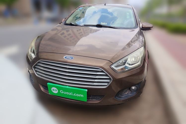 Used Ford Escort 2015 1.5L Manual Comfort Model Front