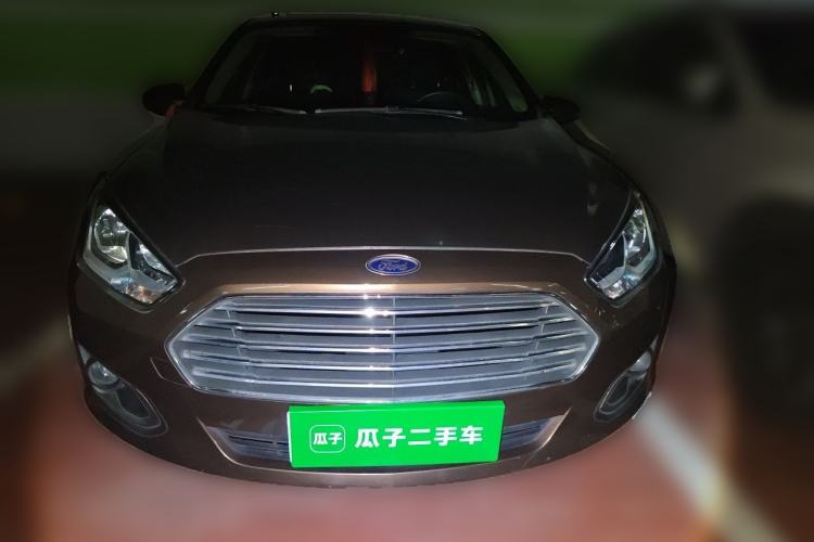 Used Ford Escort 2015 1.5L Automatic Fashion Model Front