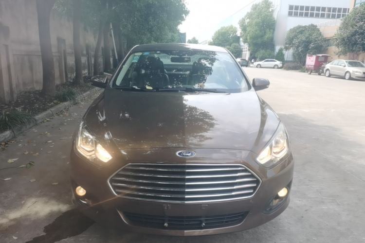 Used Ford Escort 2015 1.5L Automatic Comfort Edition Front