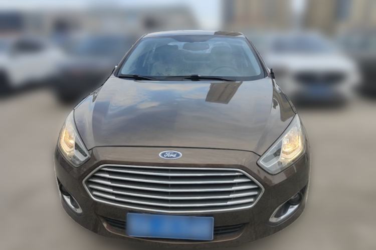 Used Ford Escort 2015 1.5L Automatic Fashion Model Front