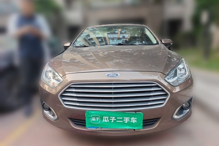 Used Ford Escort 2015 1.5L Automatic Fashion Model Front