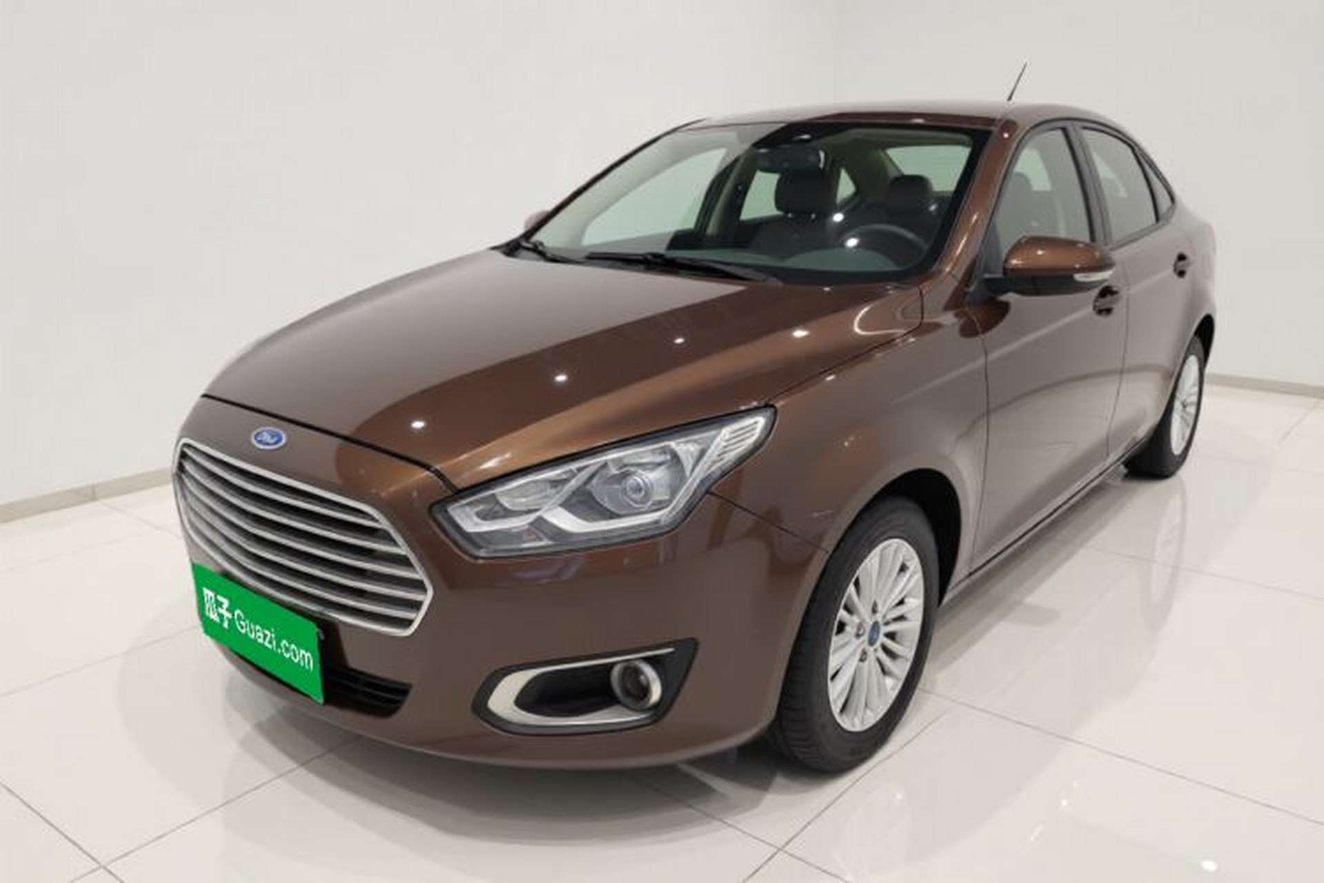Used Ford Escort 2015 1.5L Automatic Comfort Edition Front Left 45 Deg
