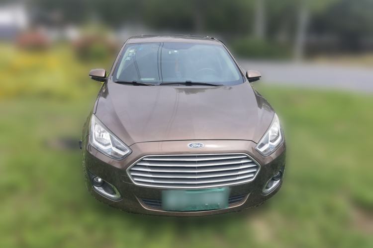 Used Ford Escort 2015 1.5L Automatic Fashion Model Front