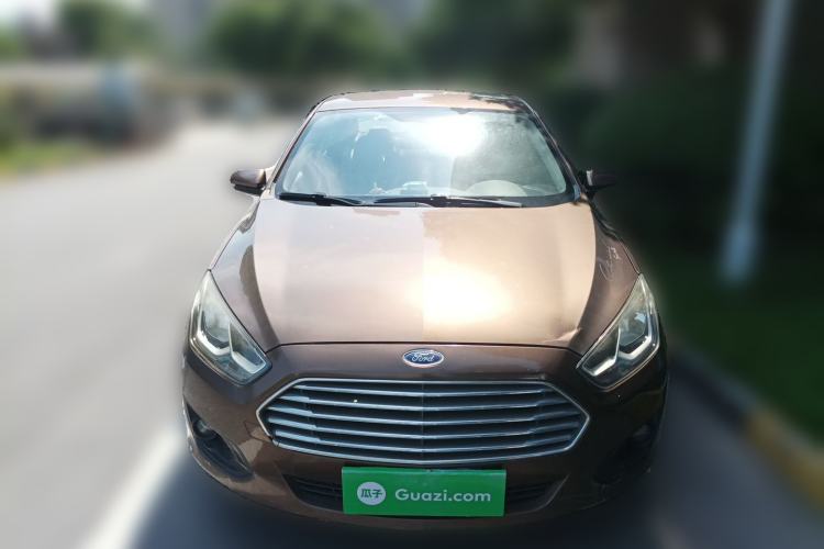 Used Ford Escort 2015 1.5L Automatic Comfort Edition Front