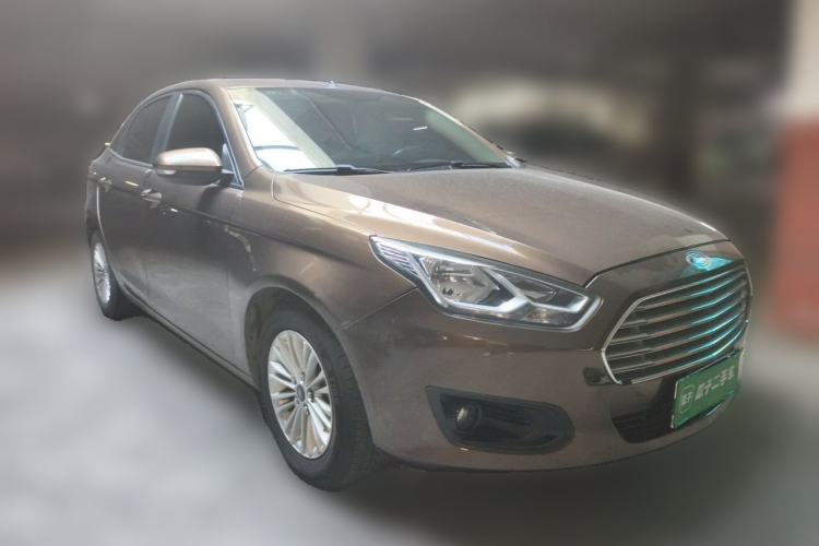 Used Ford Escort 2015 1.5L Manual Comfort Model Front Right 45 Deg