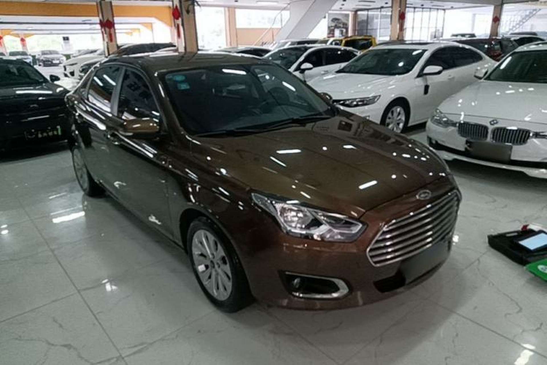 Used Ford Escort 2015 1.5L Automatic Comfort Edition Front Right 45 Deg