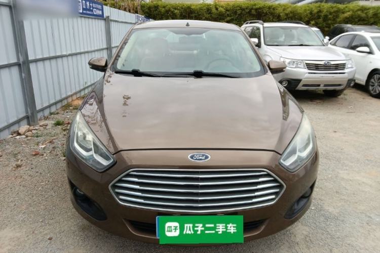 Used Ford Escort 2015 1.5L Automatic Comfort Edition Front