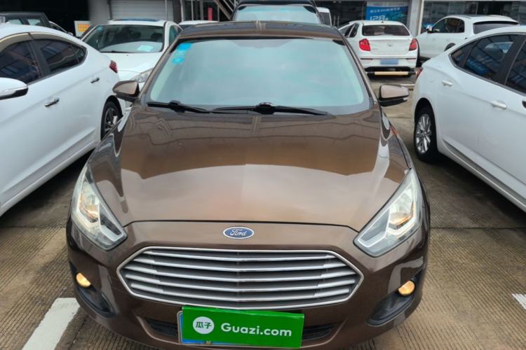 Used Ford Escort 2015 1.5L Automatic Comfort Edition Front
