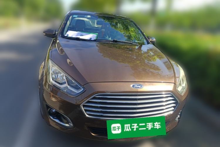 Used Ford Escort 2015 1.5L Automatic Fashion Model Front