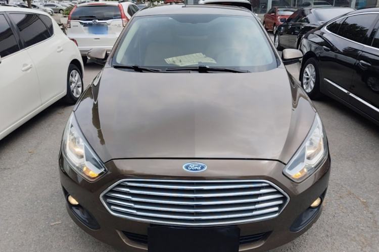 Used Ford Escort 2015 1.5L Automatic Comfort Edition Front