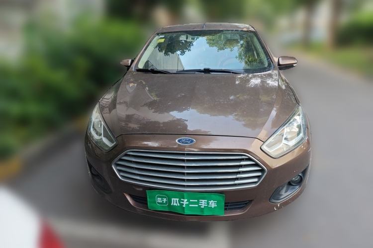 Used Ford Escort 2015 1.5L Automatic Comfort Edition Front