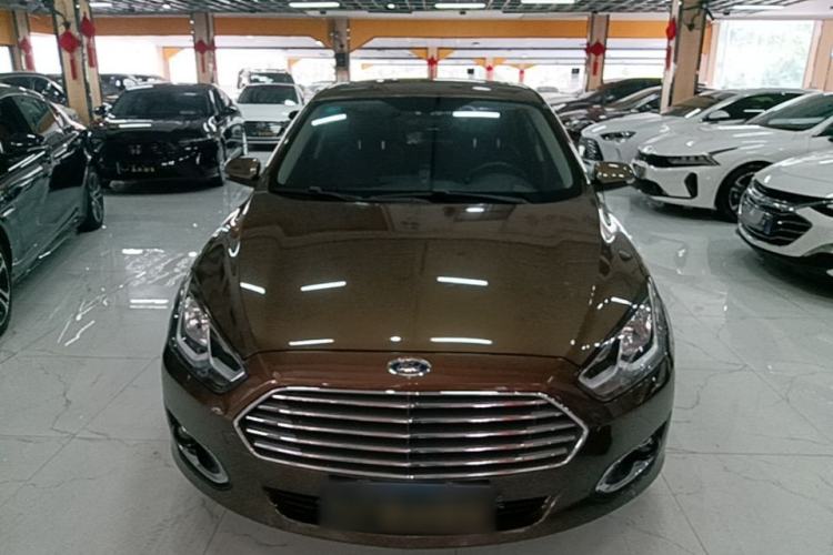 Used Ford Escort 2015 1.5L Automatic Comfort Edition Front