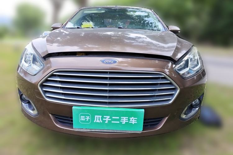 Used Ford Escort 2015 1.5L Automatic Fashion Model Front