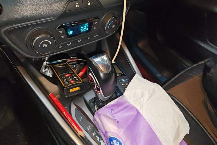 Used Ford Escort 2015 1.5L Automatic Fashion Model Gear Lever