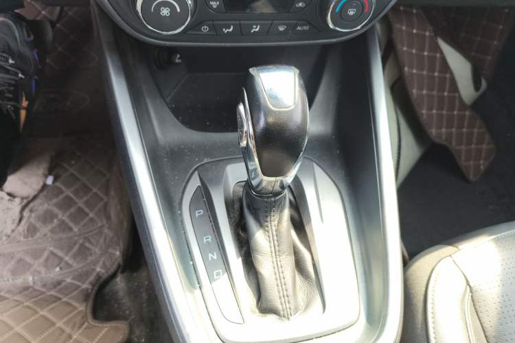 Used Ford Escort 2015 1.5L Automatic Fashion Model Gear Lever