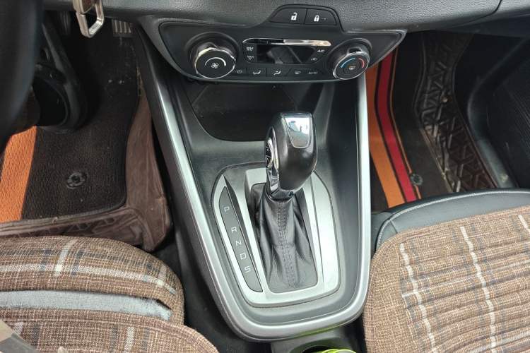 Used Ford Escort 2015 1.5L Automatic Fashion Model Gear Lever