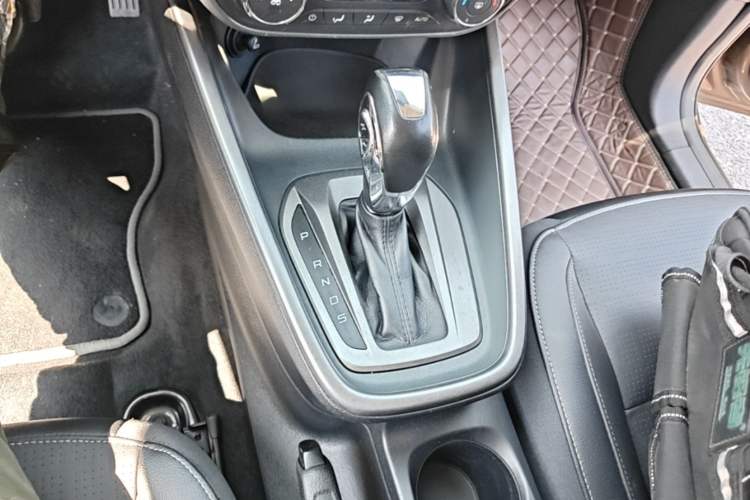 Used Ford Escort 2015 1.5L Automatic Fashion Model Gear Lever
