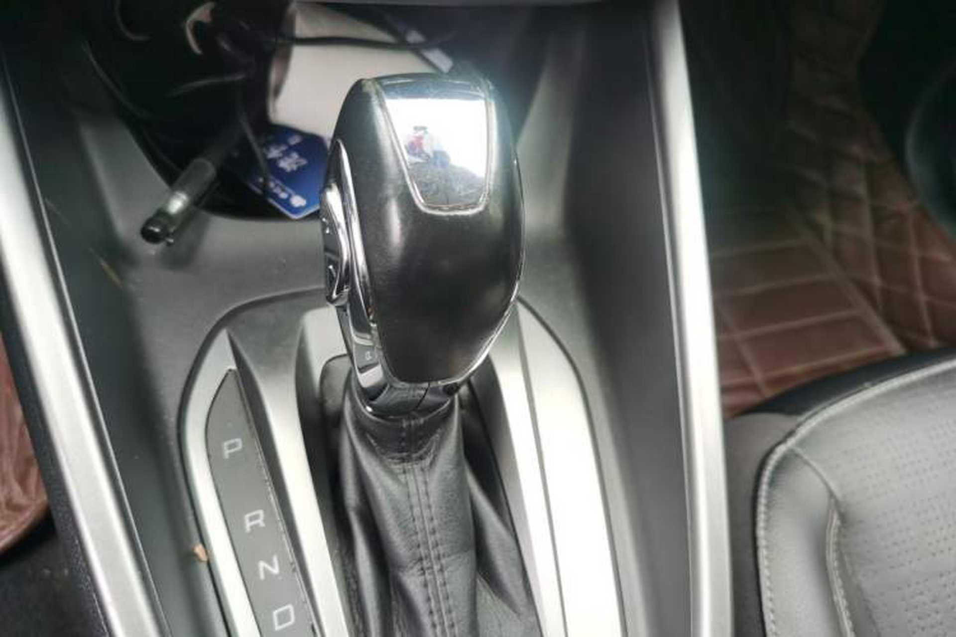 Used Ford Escort 2015 1.5L Automatic Fashion Model Gear Lever