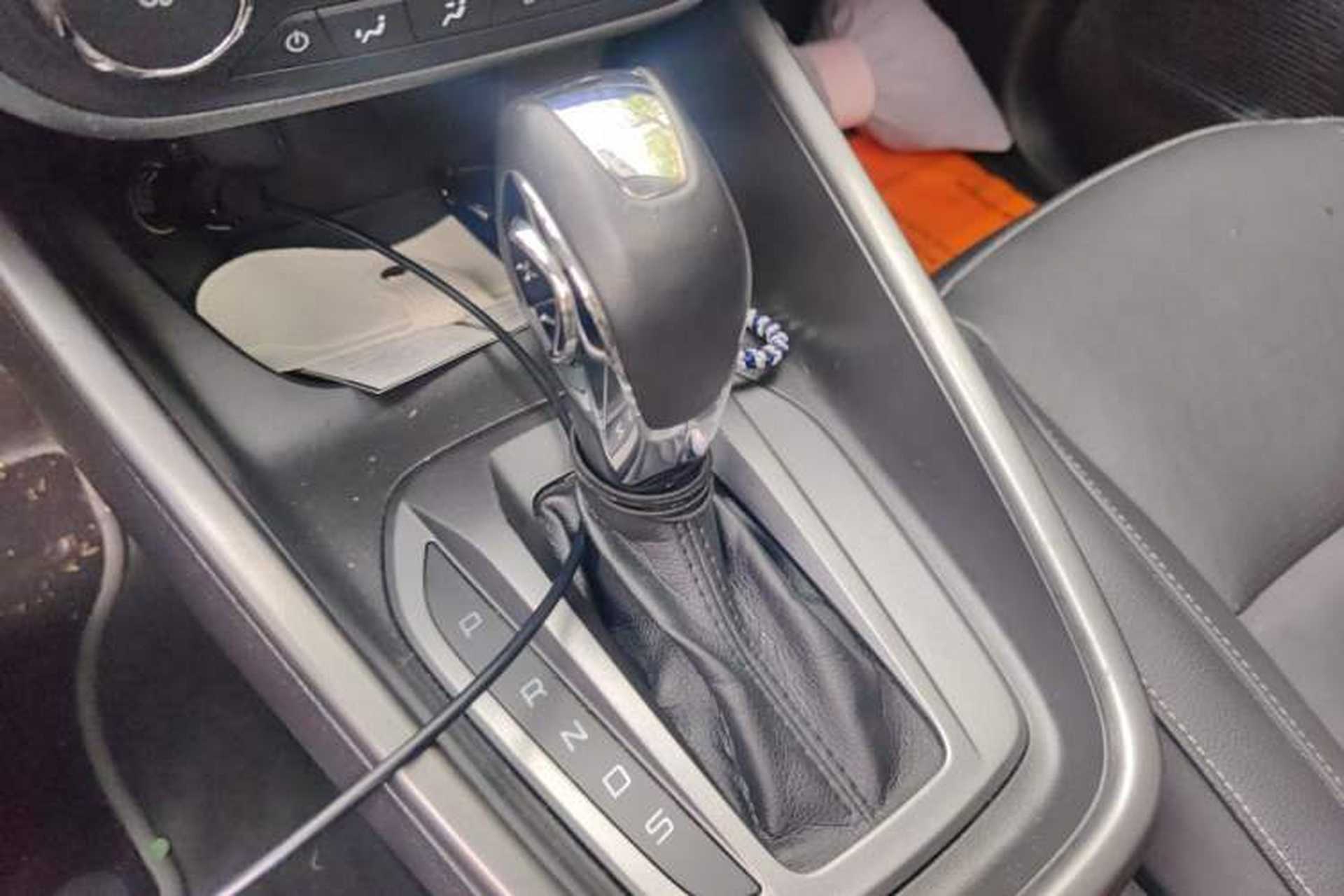 Used Ford Escort 2015 1.5L Automatic Fashion Model Gear Lever