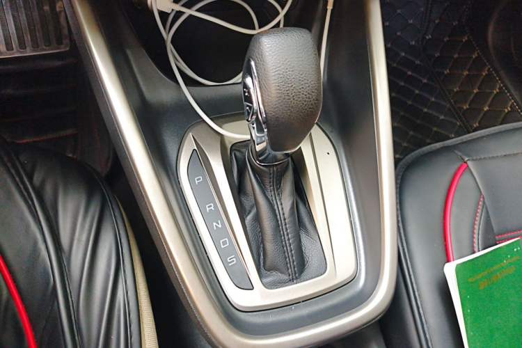 Used Ford Escort 2015 1.5L Automatic Comfort Edition Gear Lever