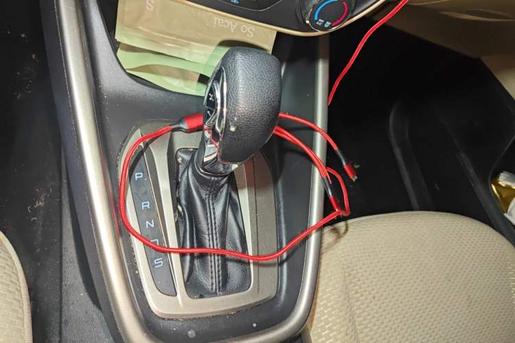 Used Ford Escort 2015 1.5L Automatic Comfort Edition Gear Lever