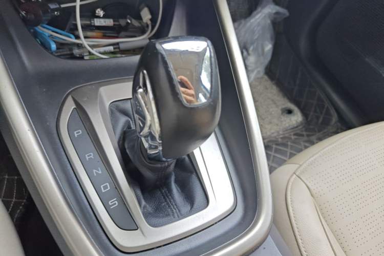 Used Ford Escort 2015 1.5L Automatic Fashion Model Gear Lever