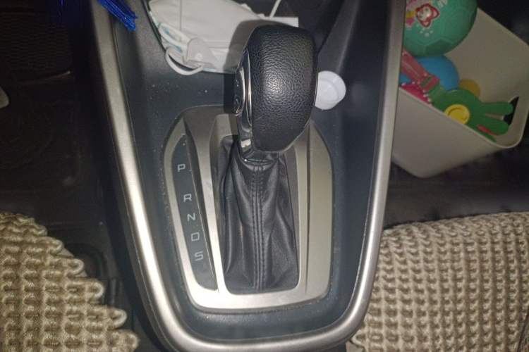 Used Ford Escort 2015 1.5L Automatic Comfort Edition Gear Lever