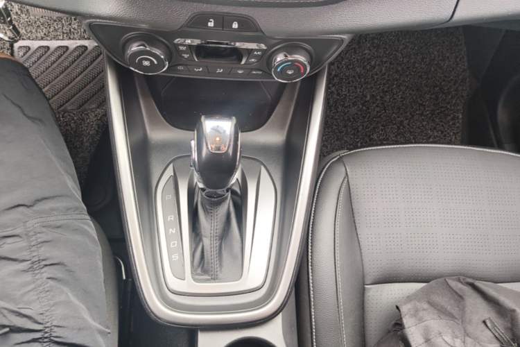 Used Ford Escort 2015 1.5L Automatic Fashion Model Gear Lever