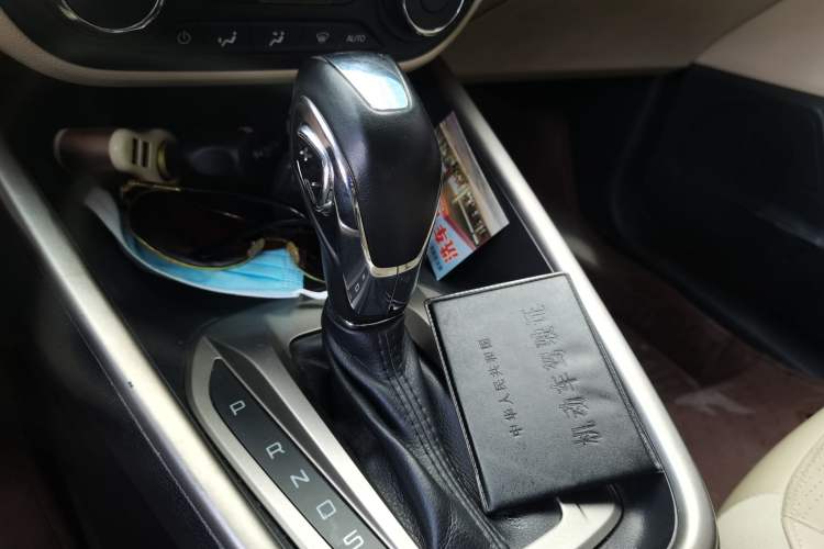 Used Ford Escort 2015 1.5L Automatic Fashion Model Gear Lever