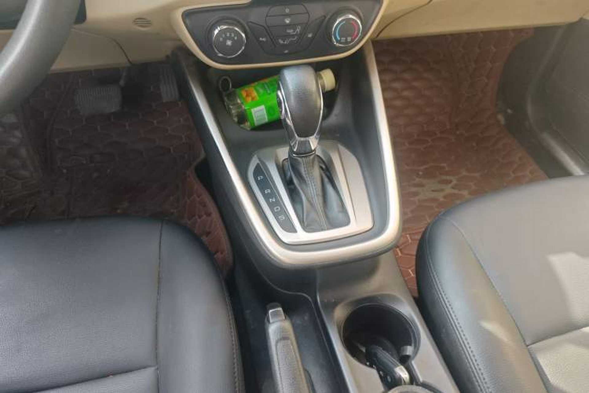 Used Ford Escort 2015 1.5L Automatic Comfort Edition Gear Lever