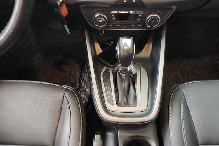 Used Ford Escort 2015 1.5L Automatic Fashion Model Gear Lever