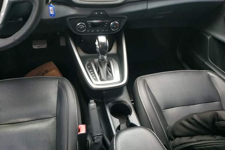 Used Ford Escort 2015 1.5L Automatic Fashion Model Gear Lever