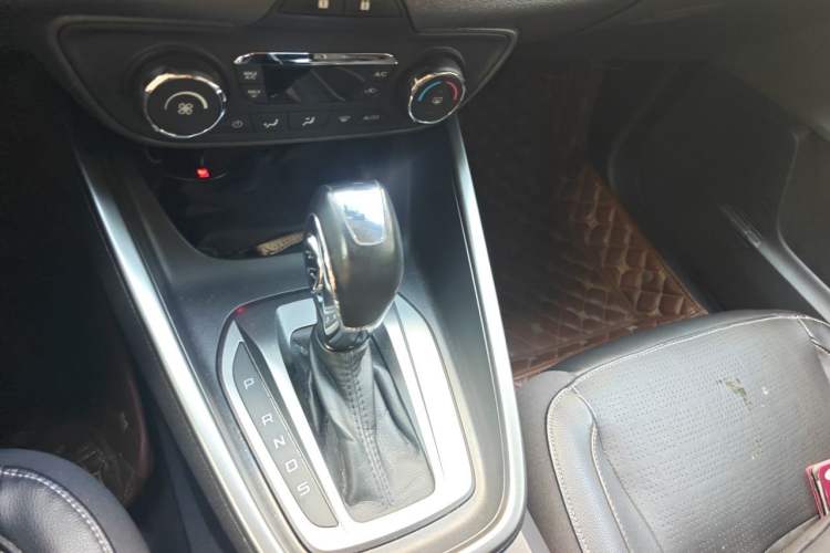 Used Ford Escort 2015 1.5L Automatic Fashion Model Gear Lever
