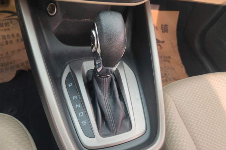 Used Ford Escort 2015 1.5L Automatic Comfort Edition Gear Lever