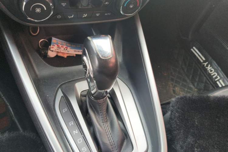 Used Ford Escort 2015 1.5L Automatic Fashion Model Gear Lever