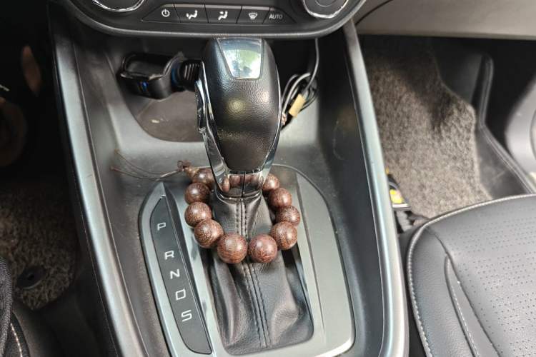 Used Ford Escort 2015 1.5L Automatic Fashion Model Gear Lever