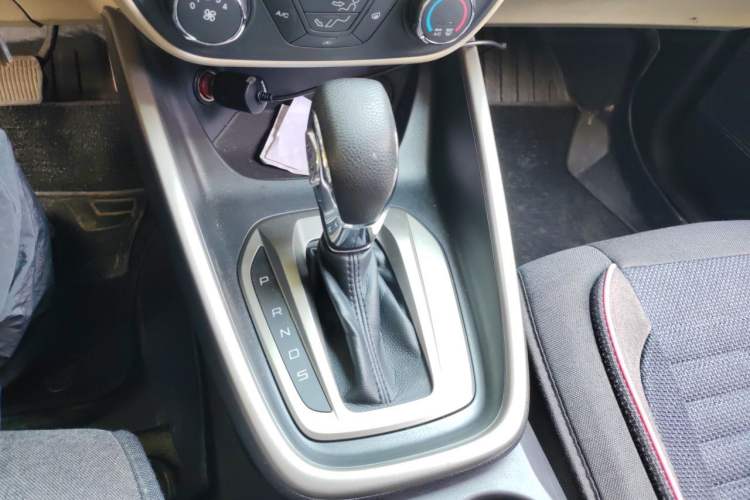 Used Ford Escort 2015 1.5L Automatic Comfort Edition Gear Lever
