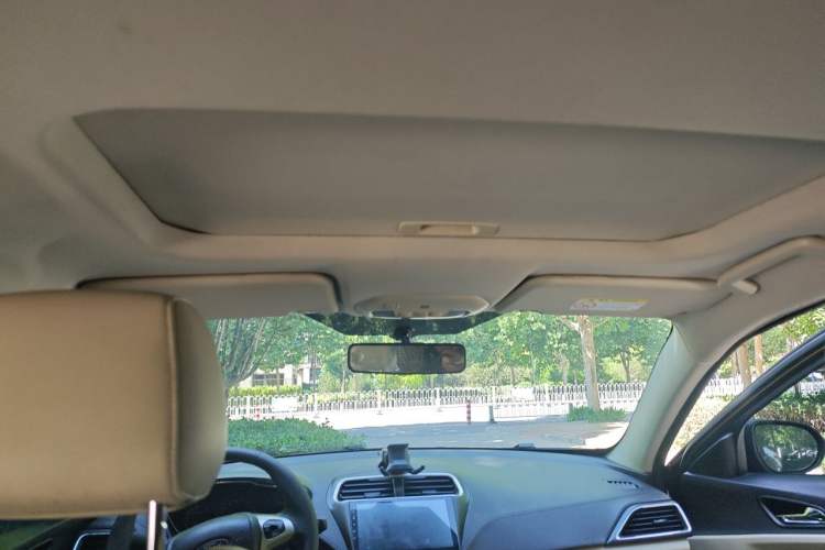 Used Ford Escort 2015 1.5L Automatic Fashion Model Headliner