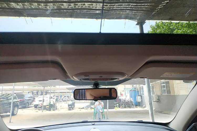 Used Ford Escort 2015 1.5L Automatic Fashion Model Headliner