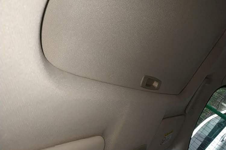 Used Ford Escort 2015 1.5L Automatic Fashion Model Headliner
