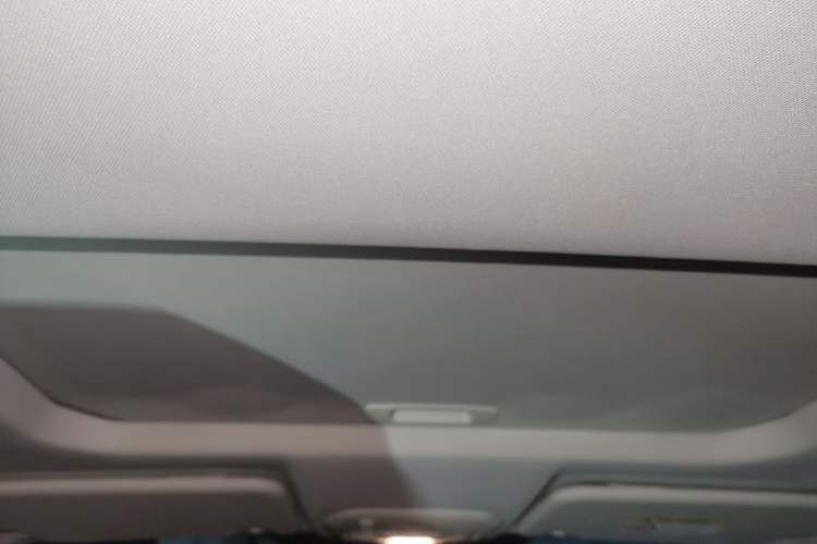 Used Ford Escort 2015 1.5L Automatic Fashion Model Headliner
