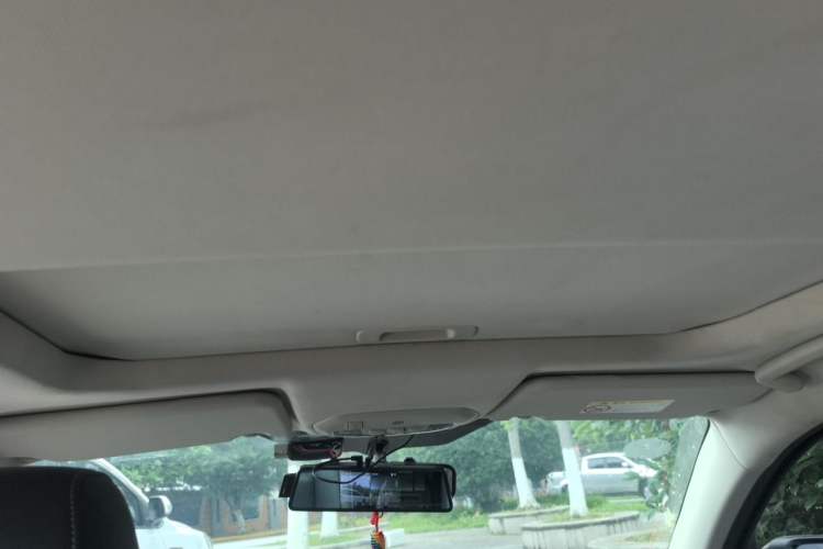 Used Ford Escort 2015 1.5L Automatic Fashion Model Headliner